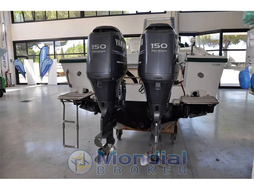 Mako marine 241