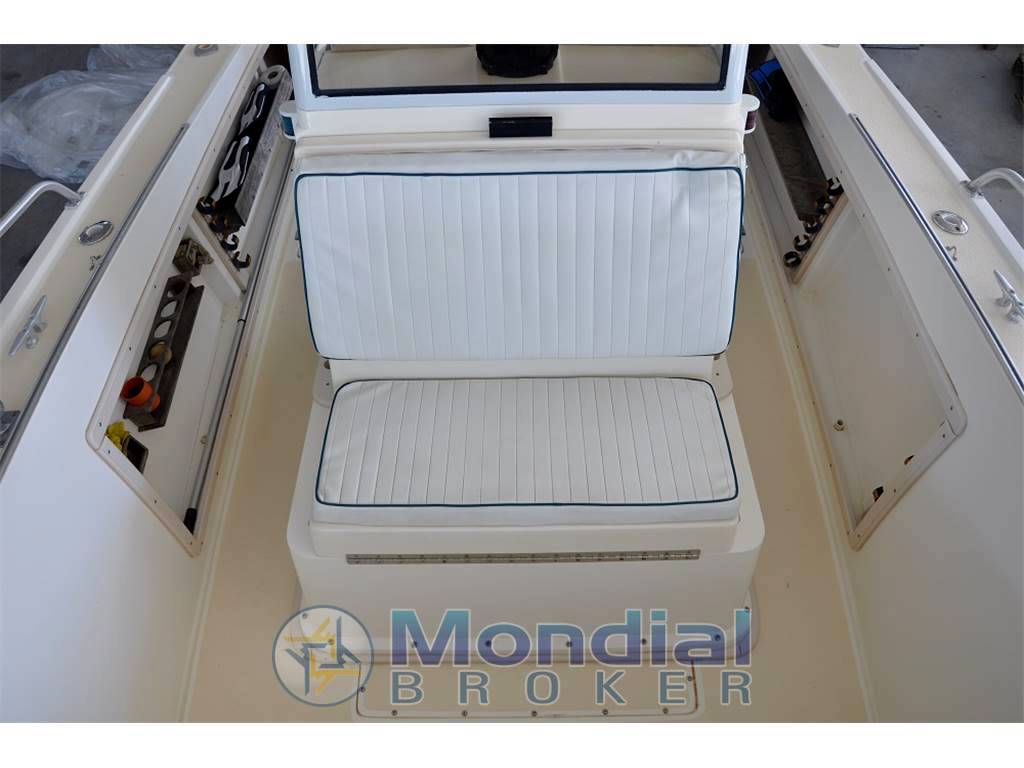 Mako marine 241