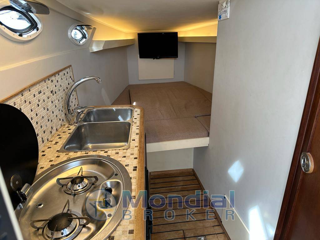 Cantiere navale miura Miura 30 cabin