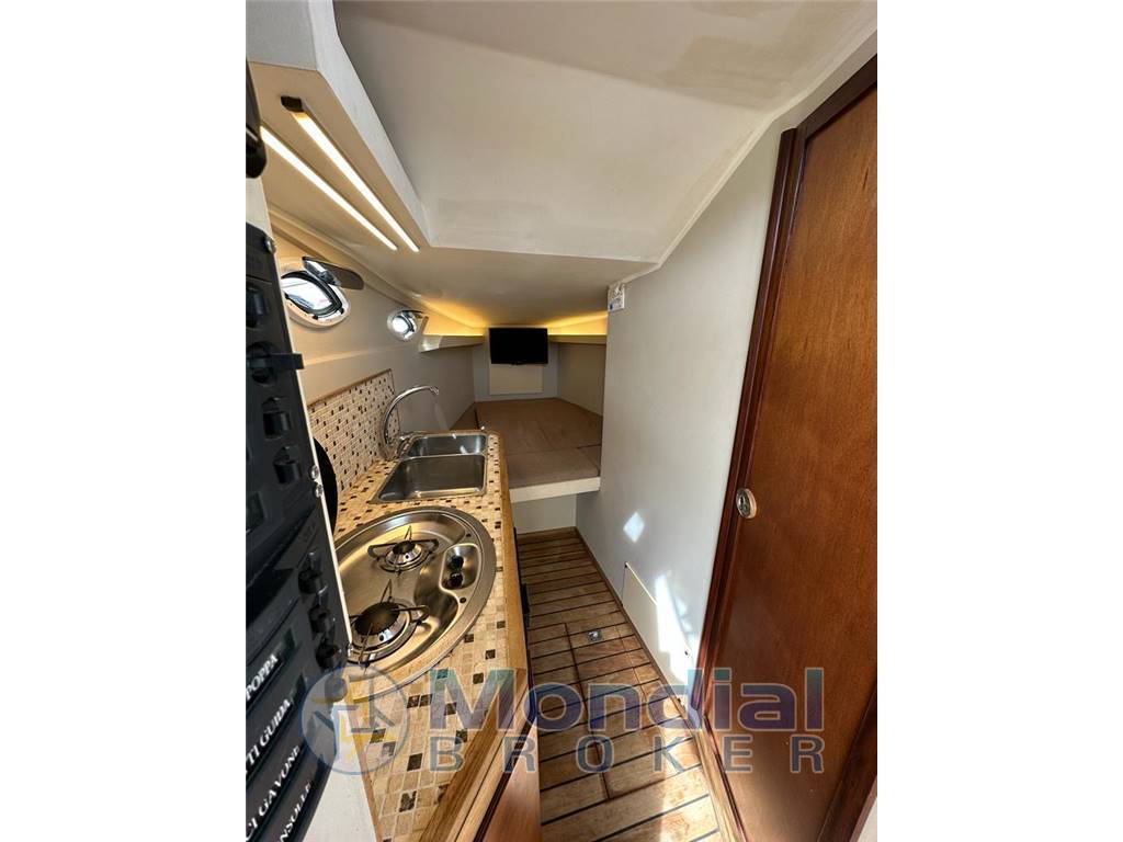 Cantiere navale miura Miura 30 cabin