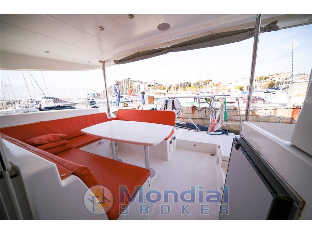 Lagoon 400 s2