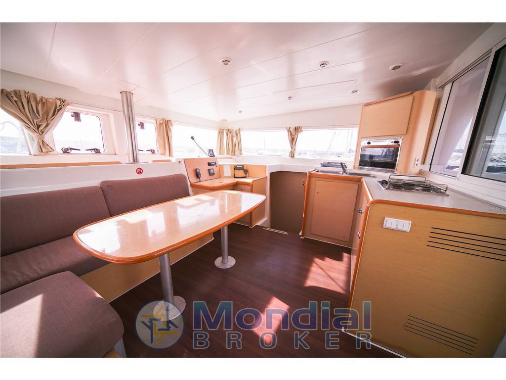Lagoon 400 s2
