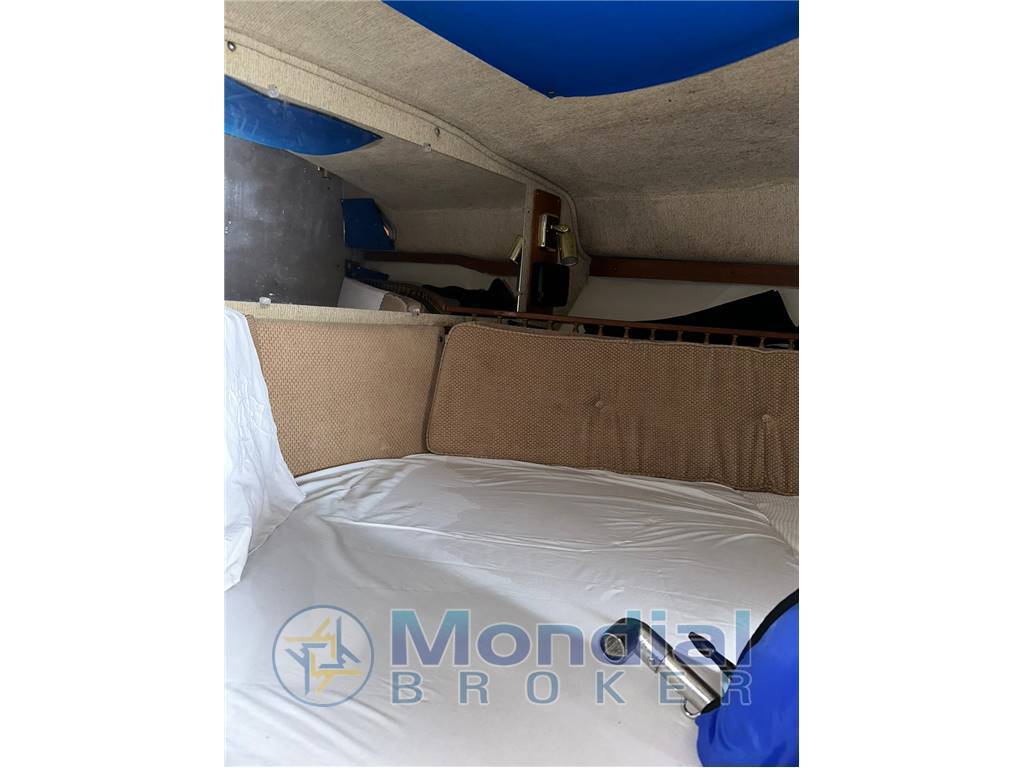 Boston whaler Boston 27 full cabin