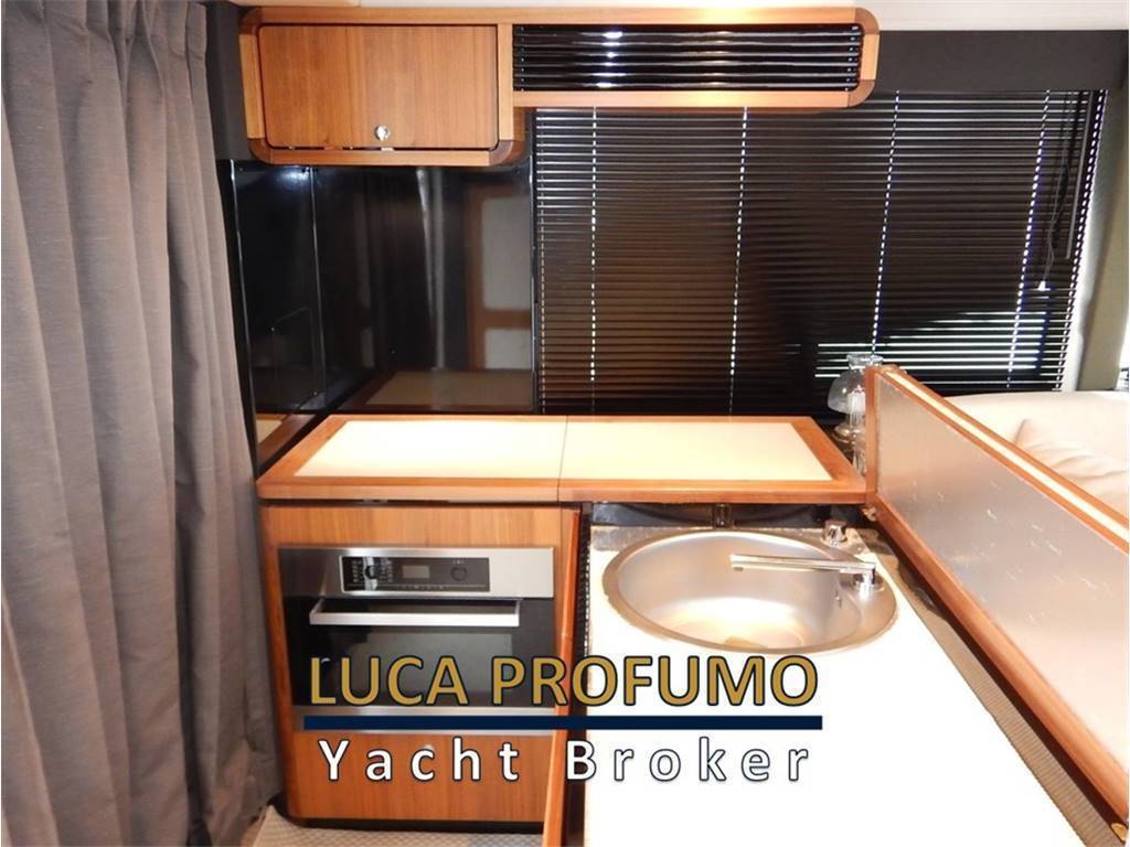 Azimut benetti Magellano 50