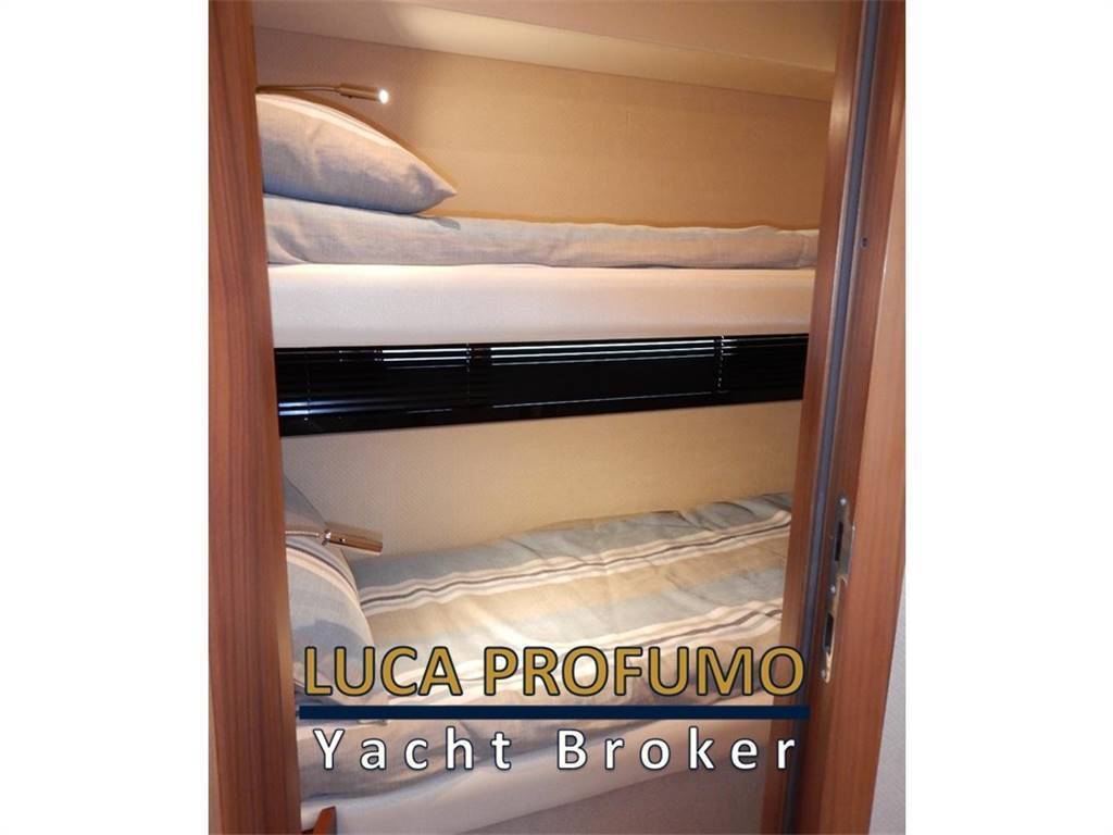 Azimut benetti Magellano 50