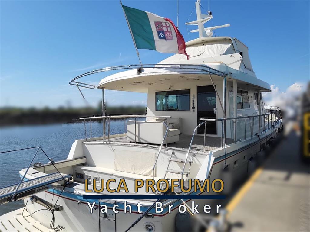 Hatteras 67 cmy