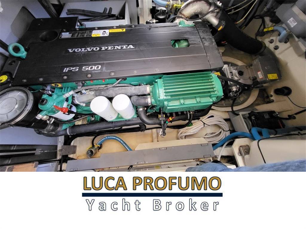 Cranchi T43 eco trawler 43