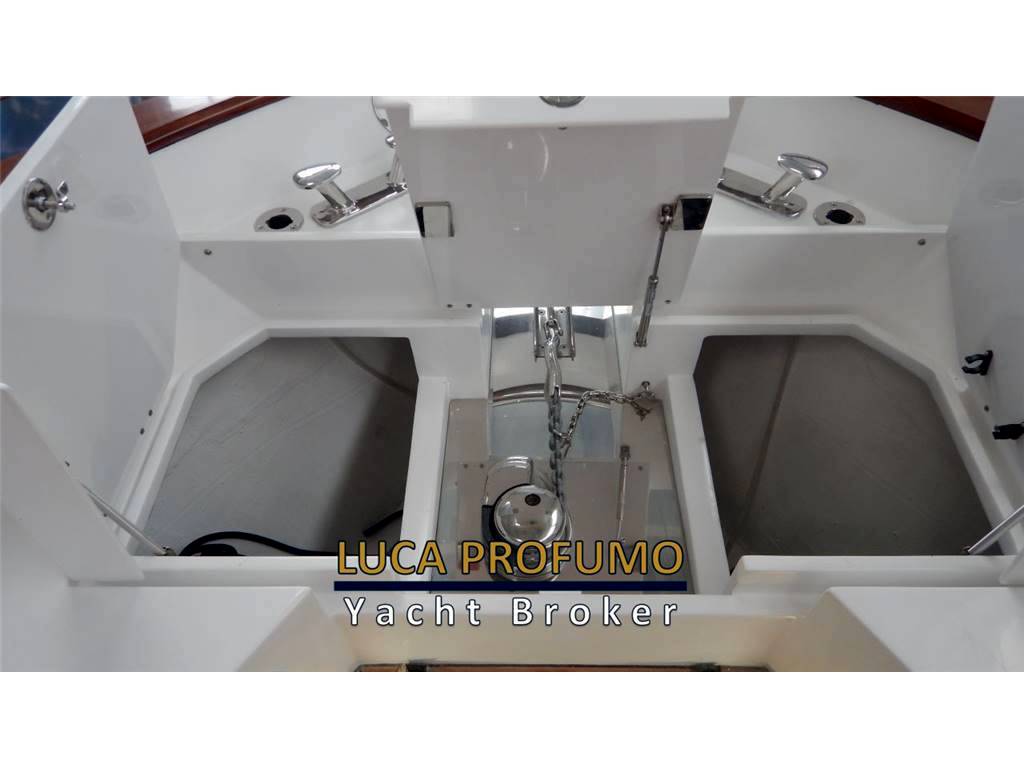 Austin parker Ibiza 44 outboard