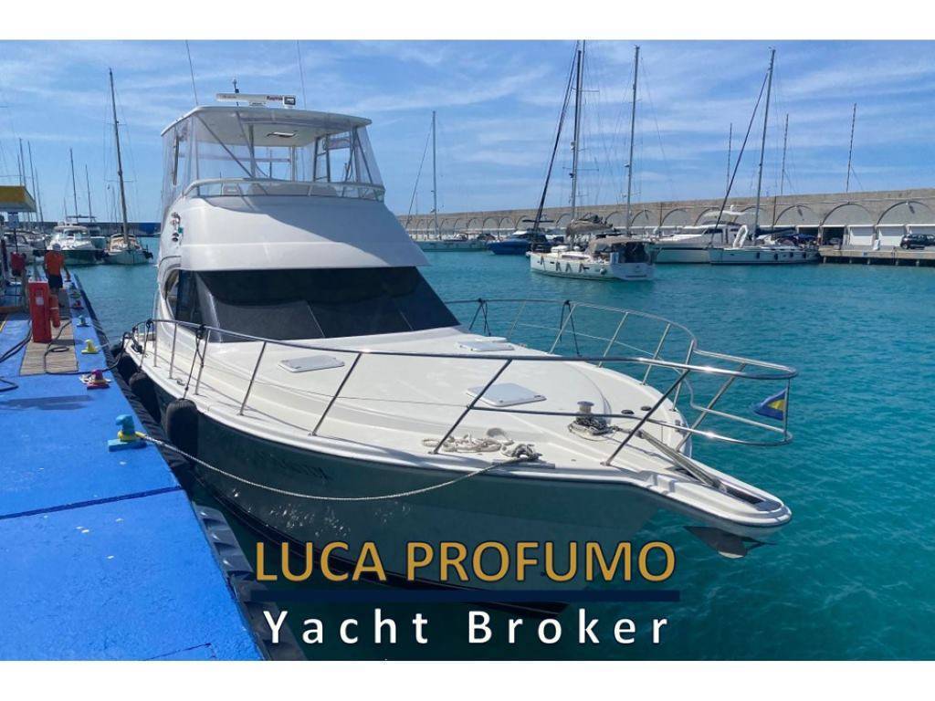 Riviera marine Bf 45 flybridge