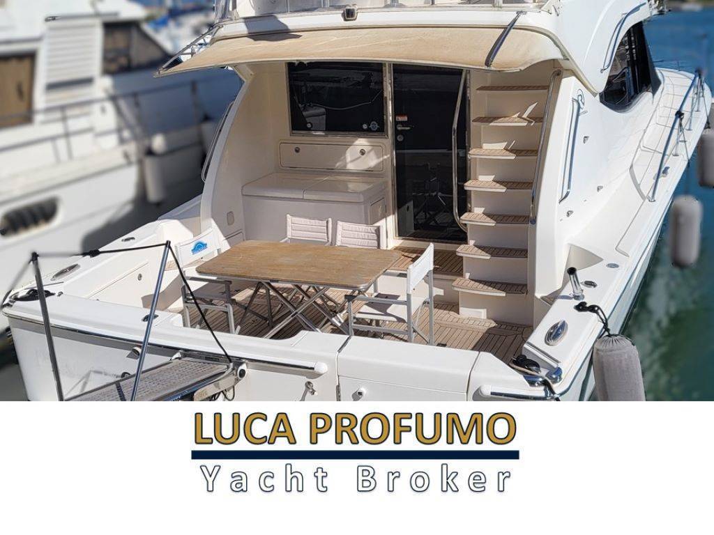 Riviera marine Bf 45 flybridge