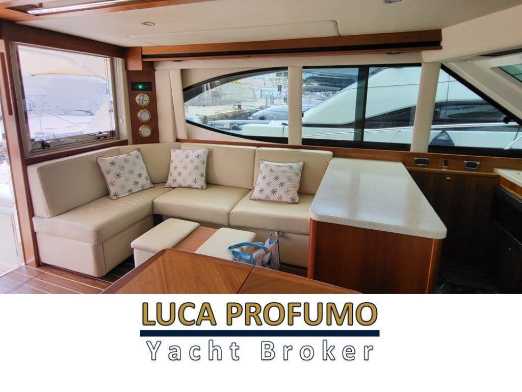 Riviera marine Bf 45 flybridge