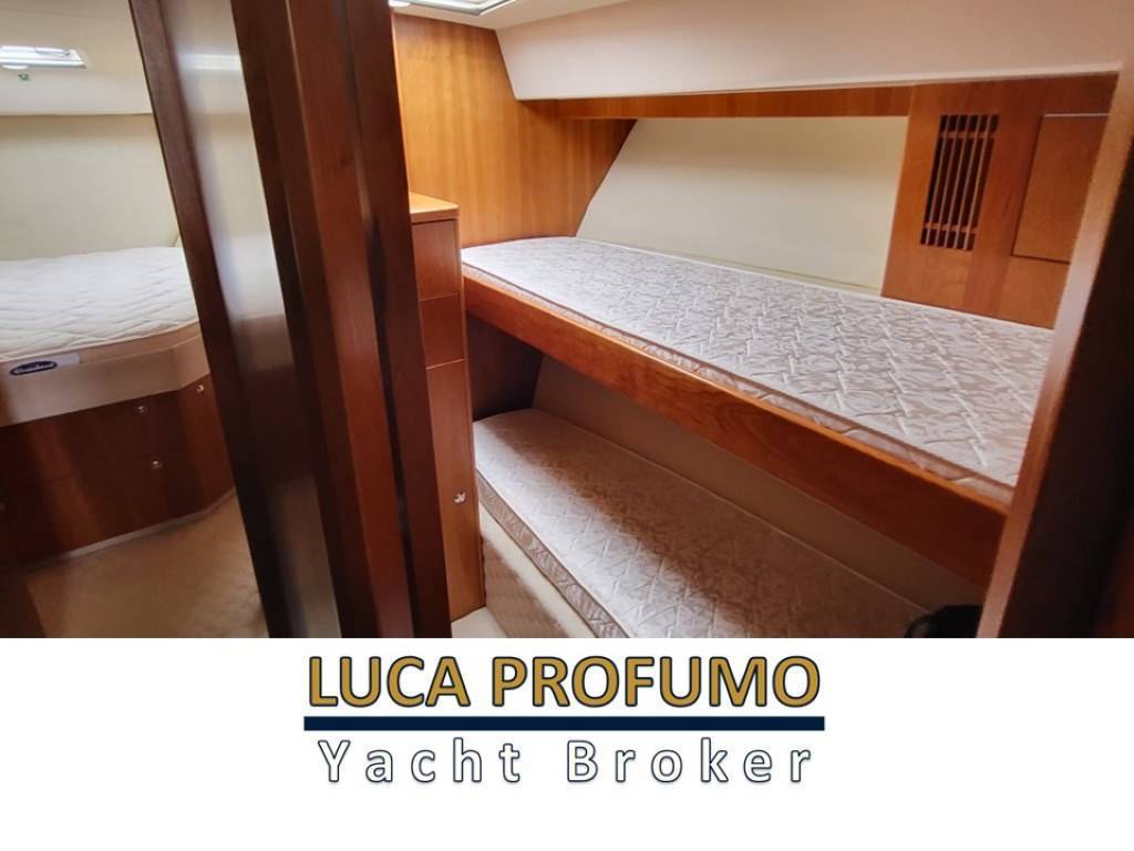 Riviera marine Bf 45 flybridge