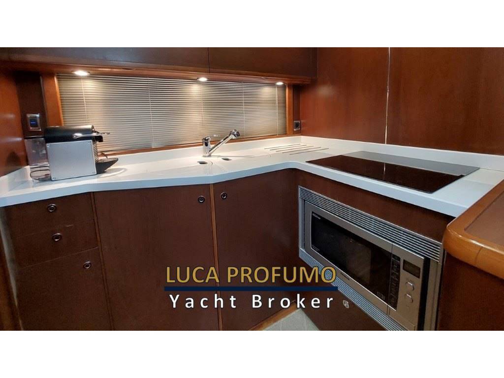 Princess yachts V45