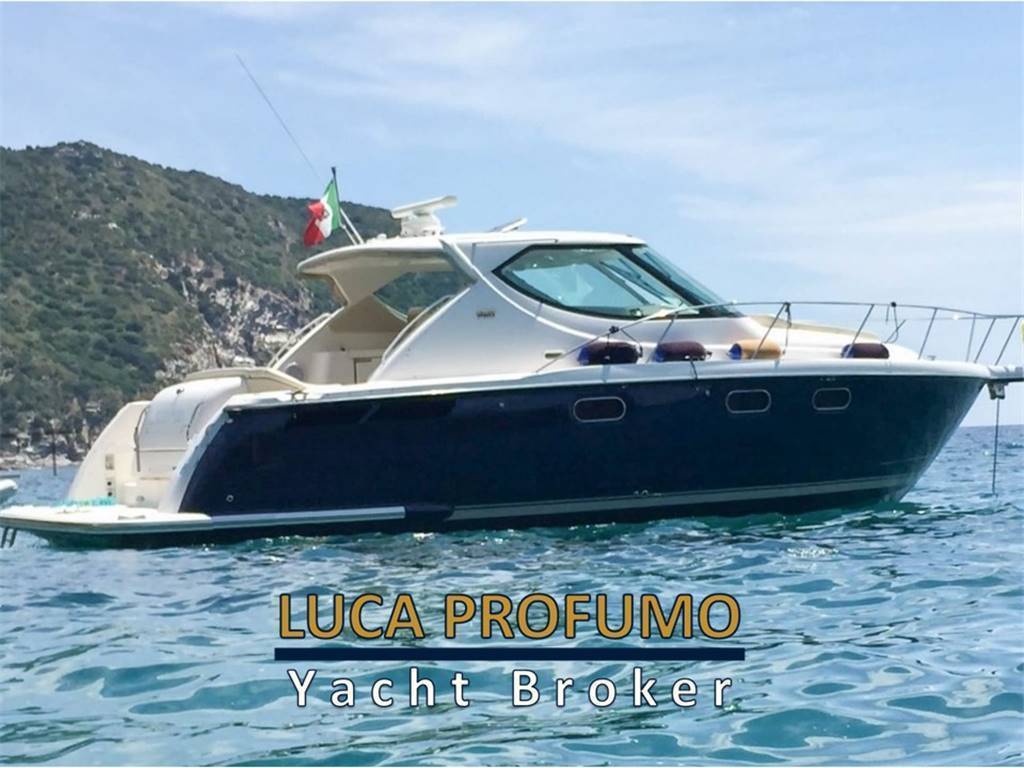 Tiara yachts 3900 sovran