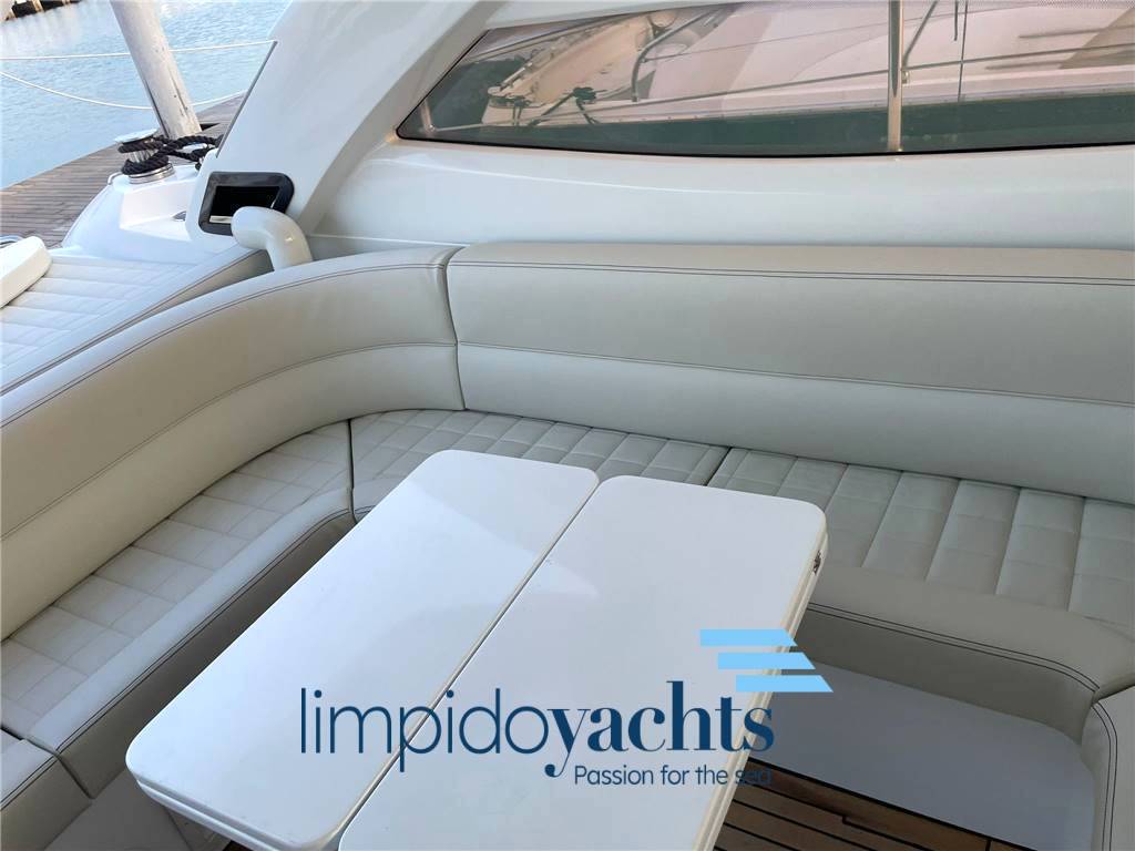Pershing 50'