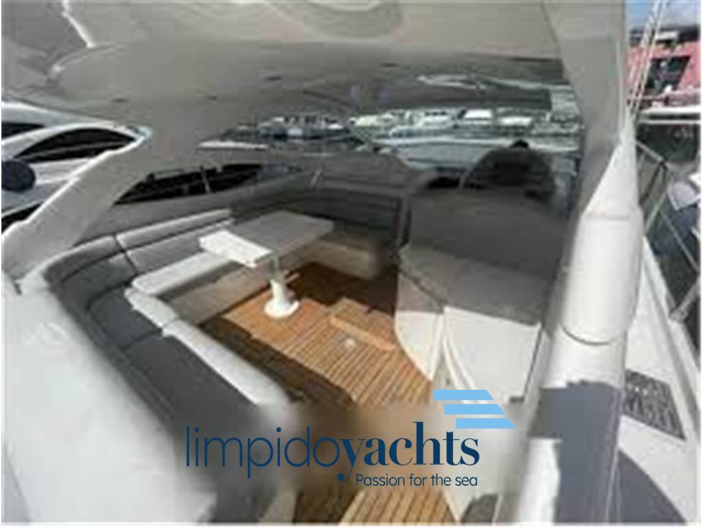Pershing 50'