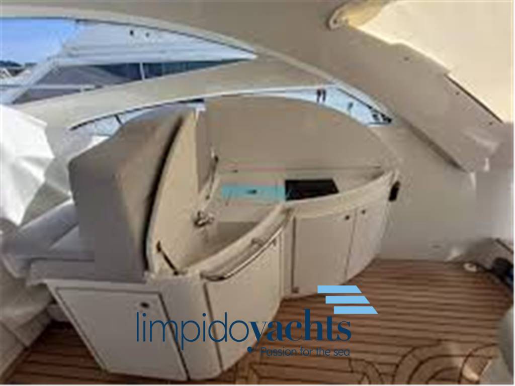 Pershing 50'