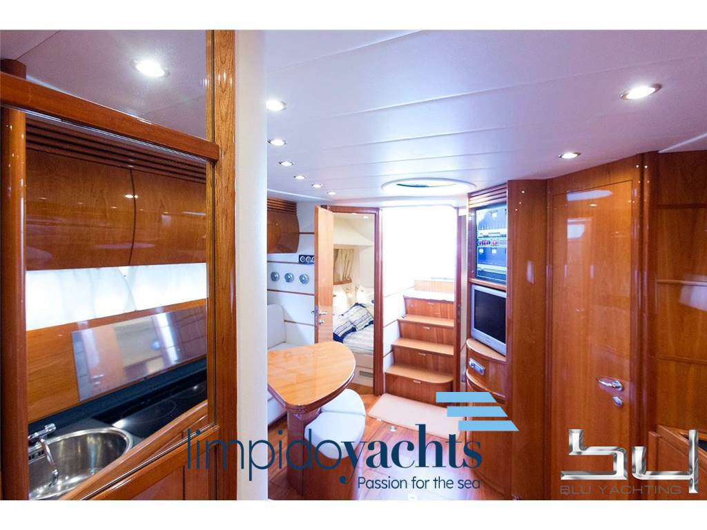 Pershing 50'