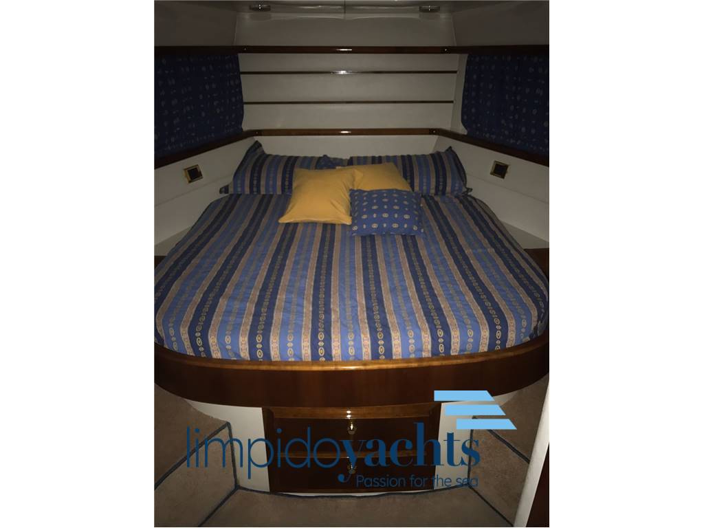 Cantieri di baia 48' flash