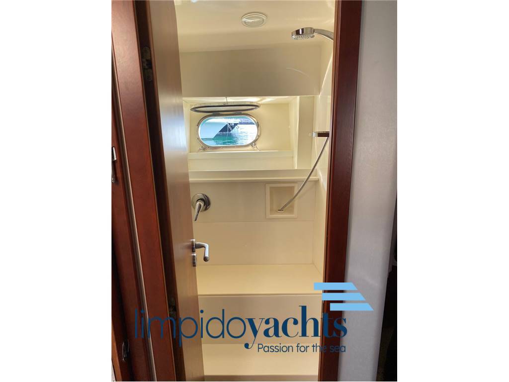 Cantieri di baia 48' flash