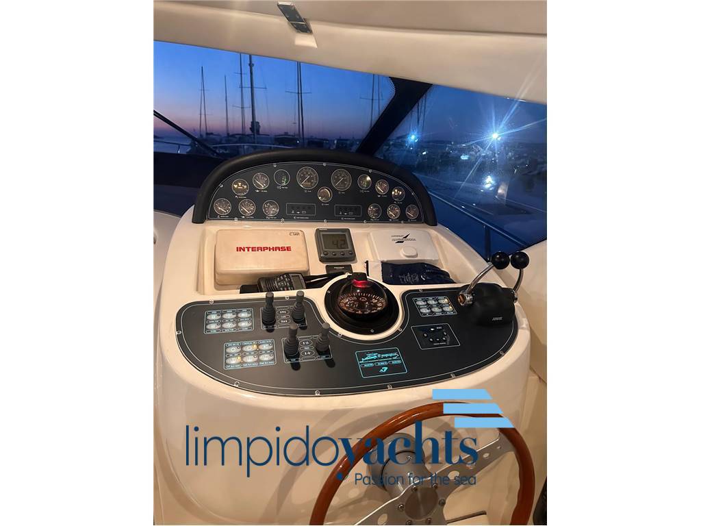 Cantieri di baia 48' flash