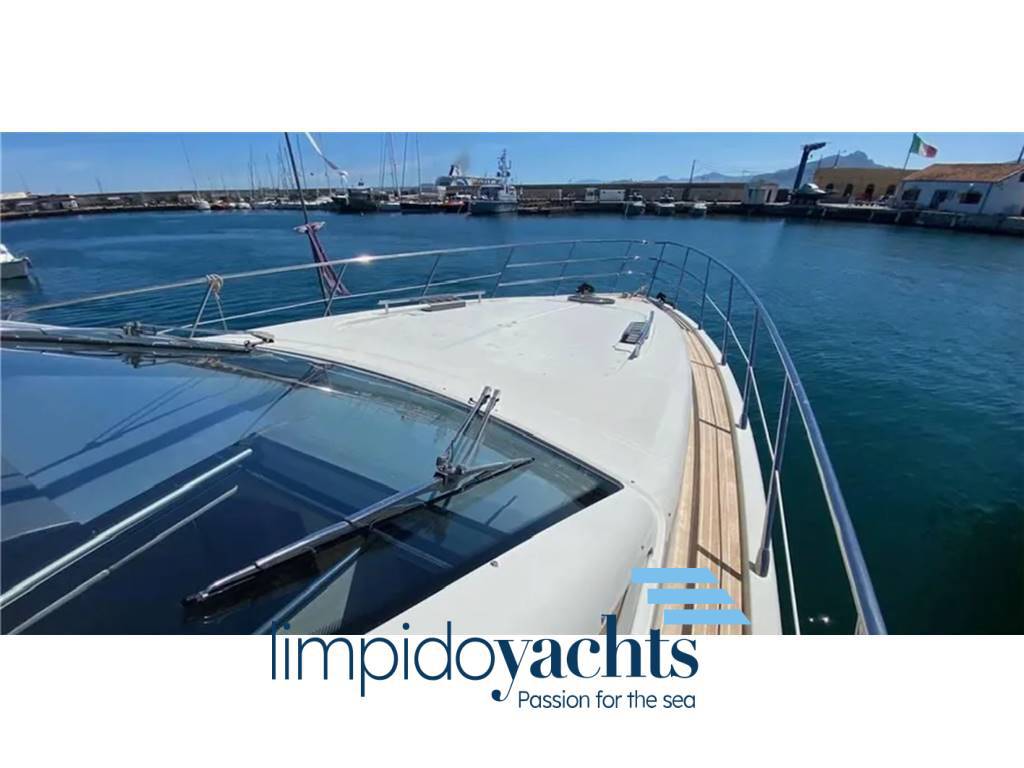 Azimut 68s
