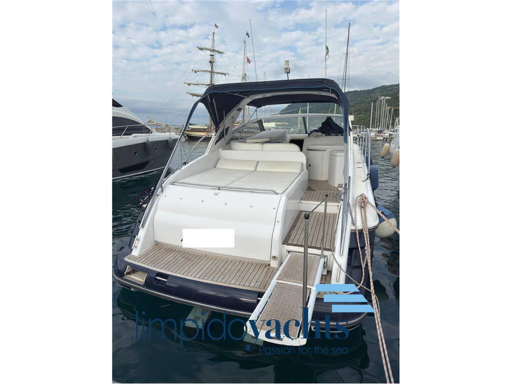 Princess yachts V42