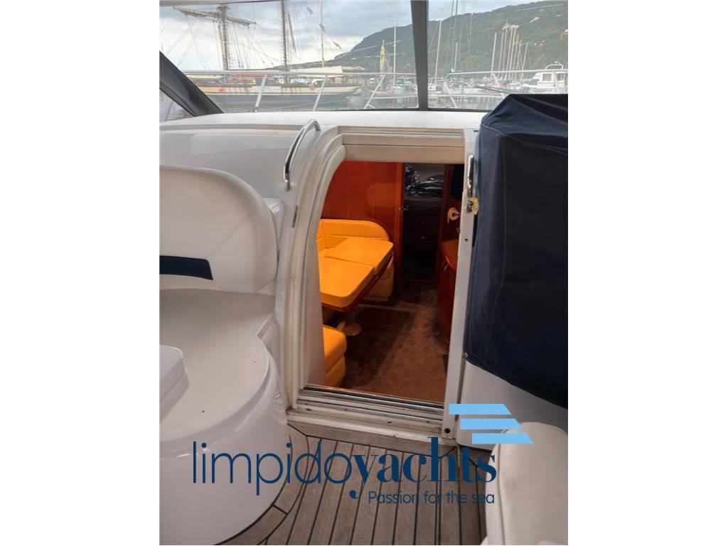 Princess yachts V42