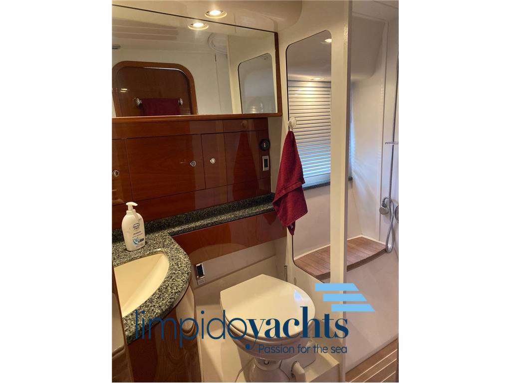 Princess yachts V42