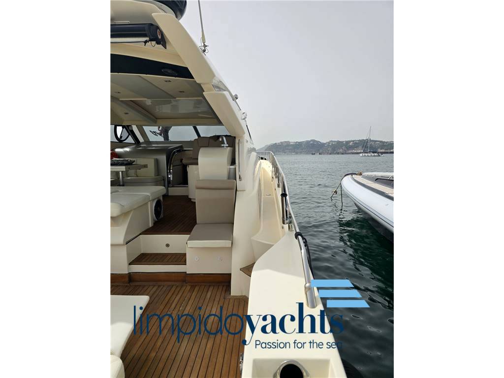 Cayman yacht 55 ̸ 58 ht walk around