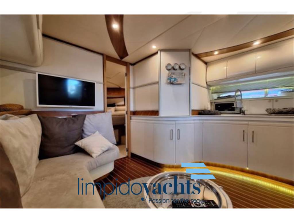 Cayman yacht 55 ̸ 58 ht walk around