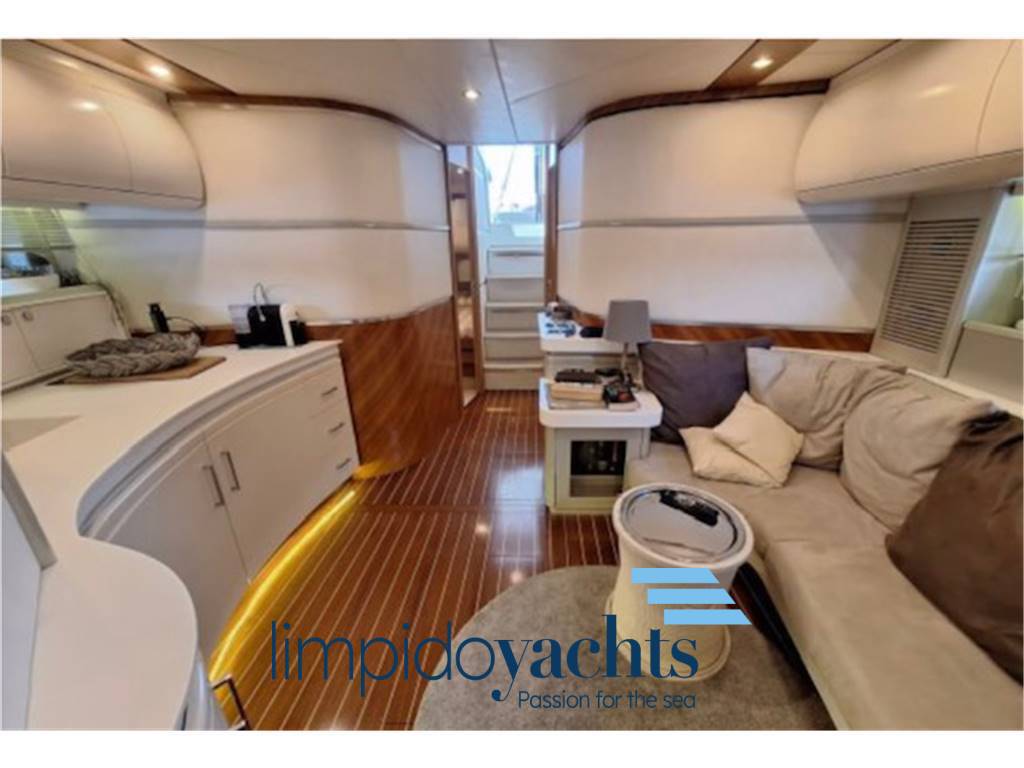 Cayman yacht 55 ̸ 58 ht walk around