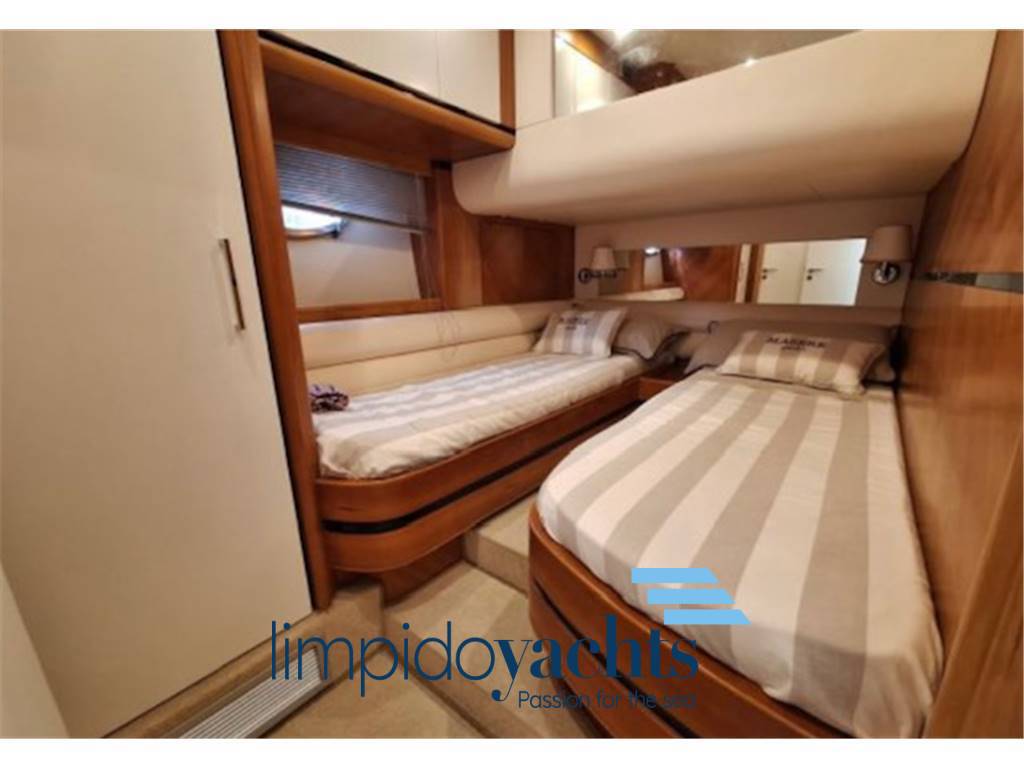 Cayman yacht 55 ̸ 58 ht walk around