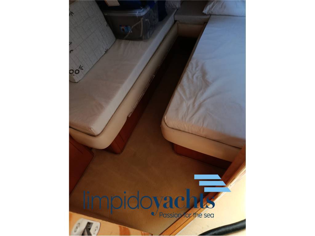 Uniesse marine 42' open