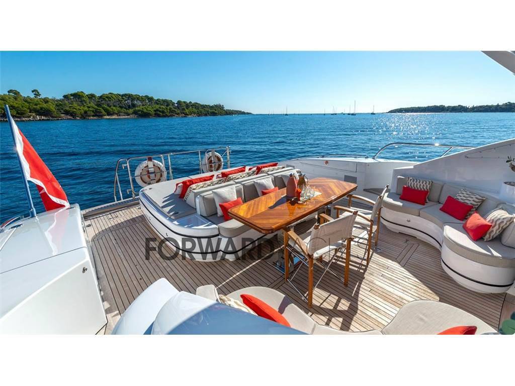 Overmarine Mangusta maxi open 92