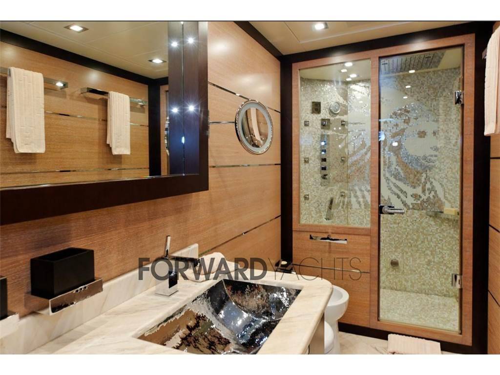 Overmarine Mangusta maxi open 92