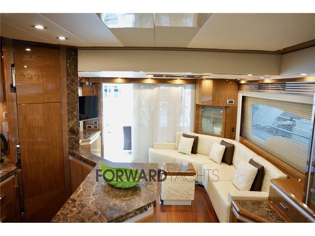 Dominator yachts Dominator 62