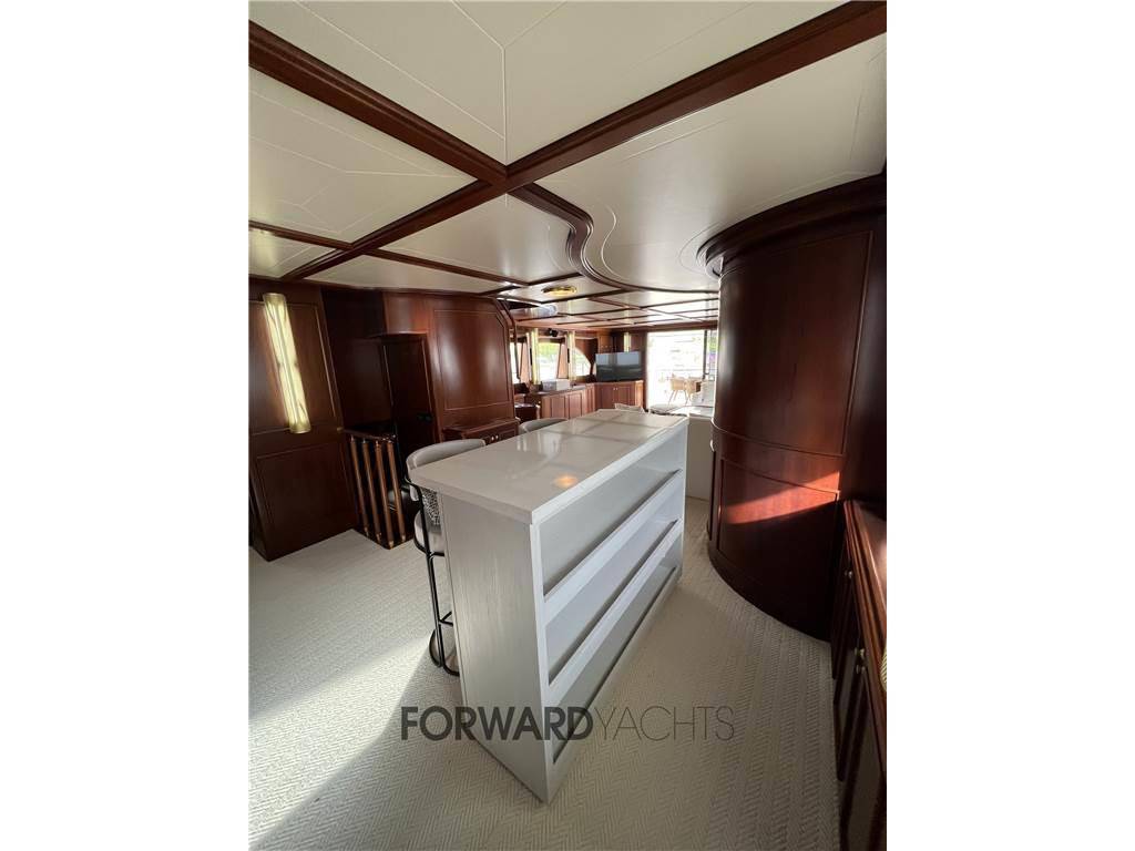 Custom line Navetta 27