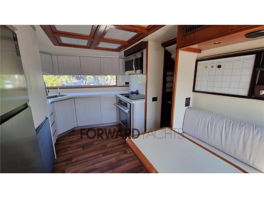 Custom line Navetta 27