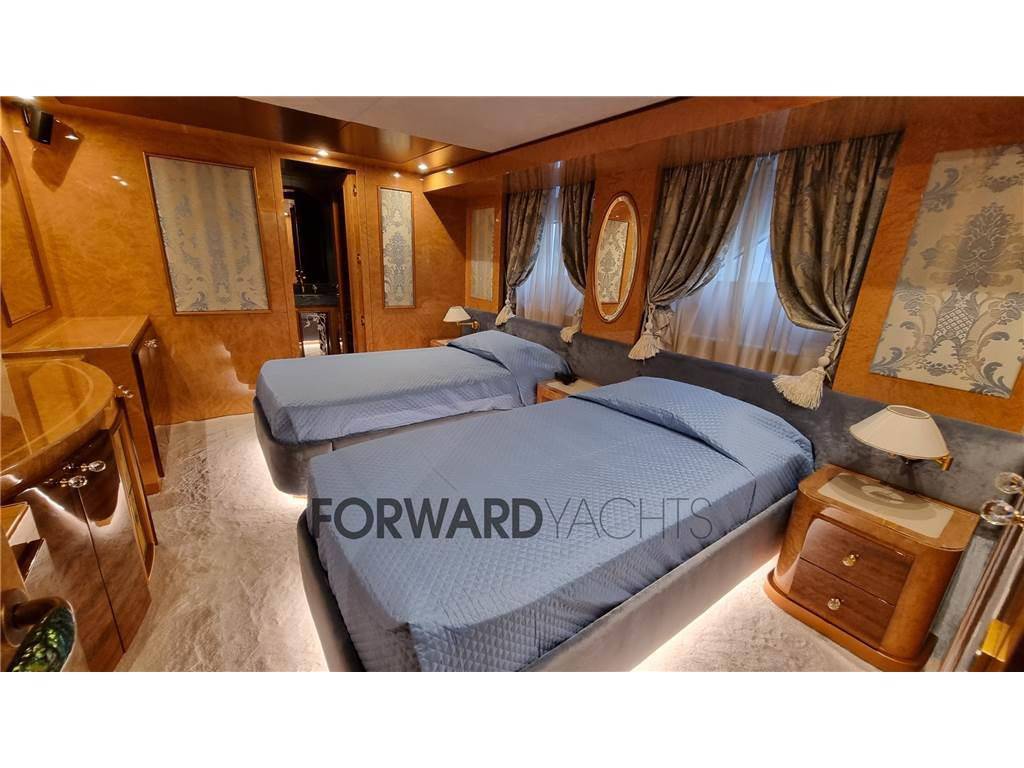 Amer yachts 100