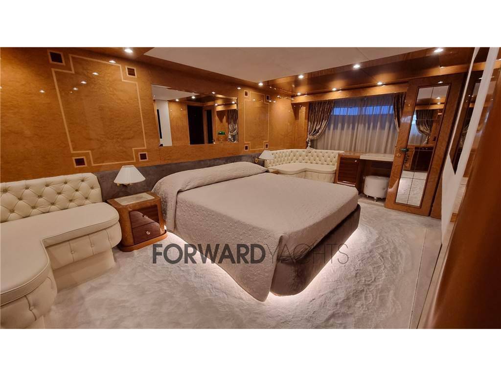 Amer yachts 100