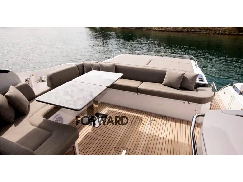 Azimut yachts S6