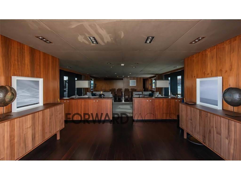 Sunseeker 40m yacht