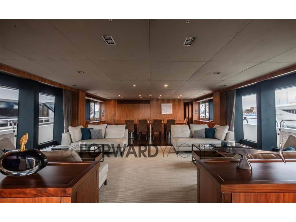Sunseeker 40m yacht