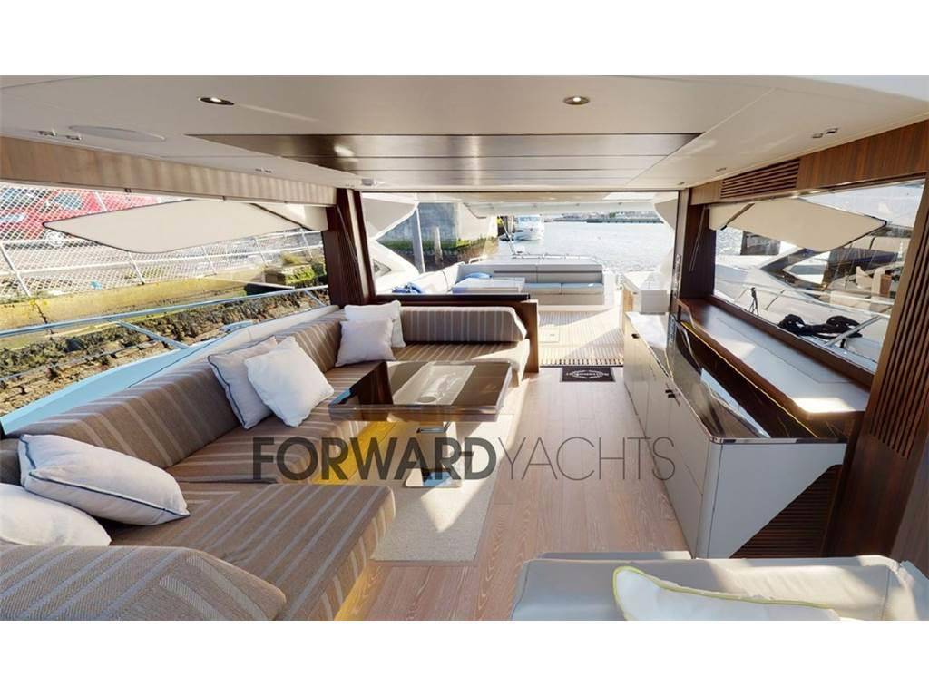 Sunseeker Predator 74 xps