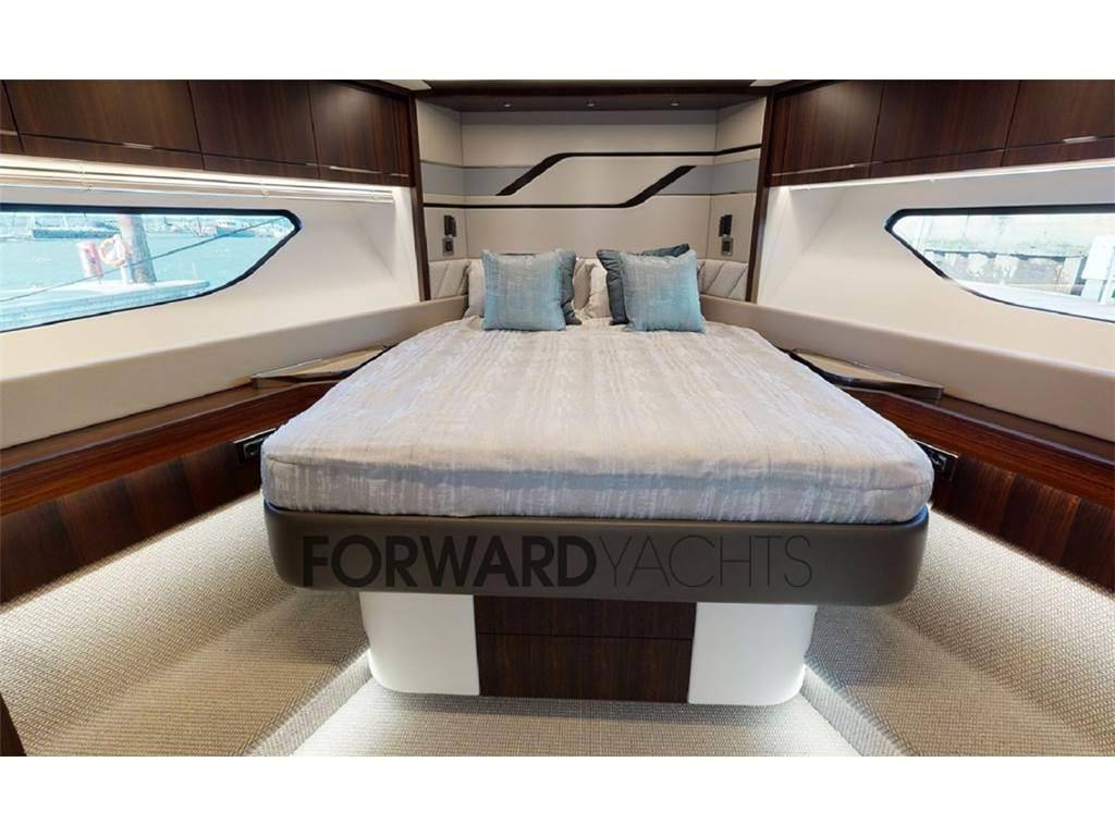 Sunseeker Predator 74 xps