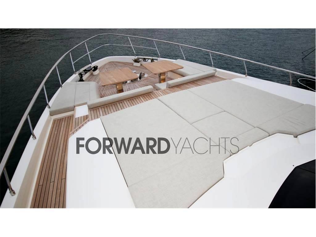 Ferretti yachts 920
