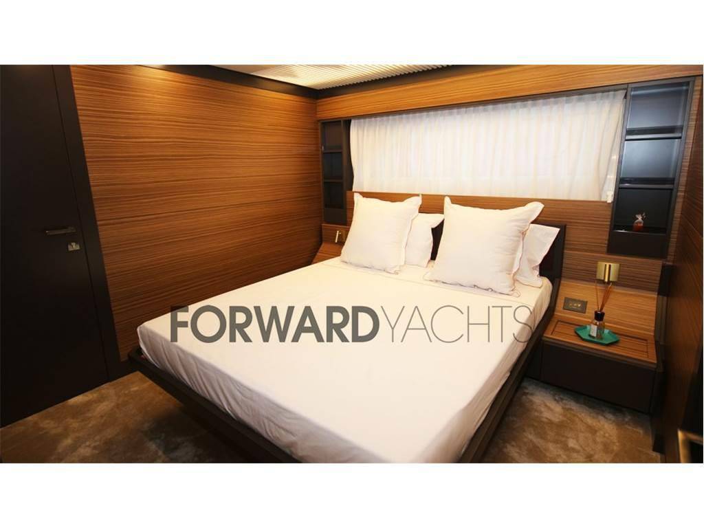 Ferretti yachts 920