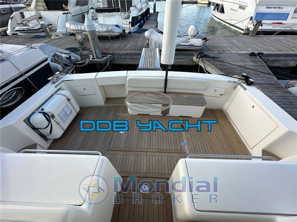 Uniesse 42 open