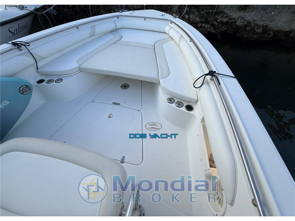 Boston whaler 320 outrage
